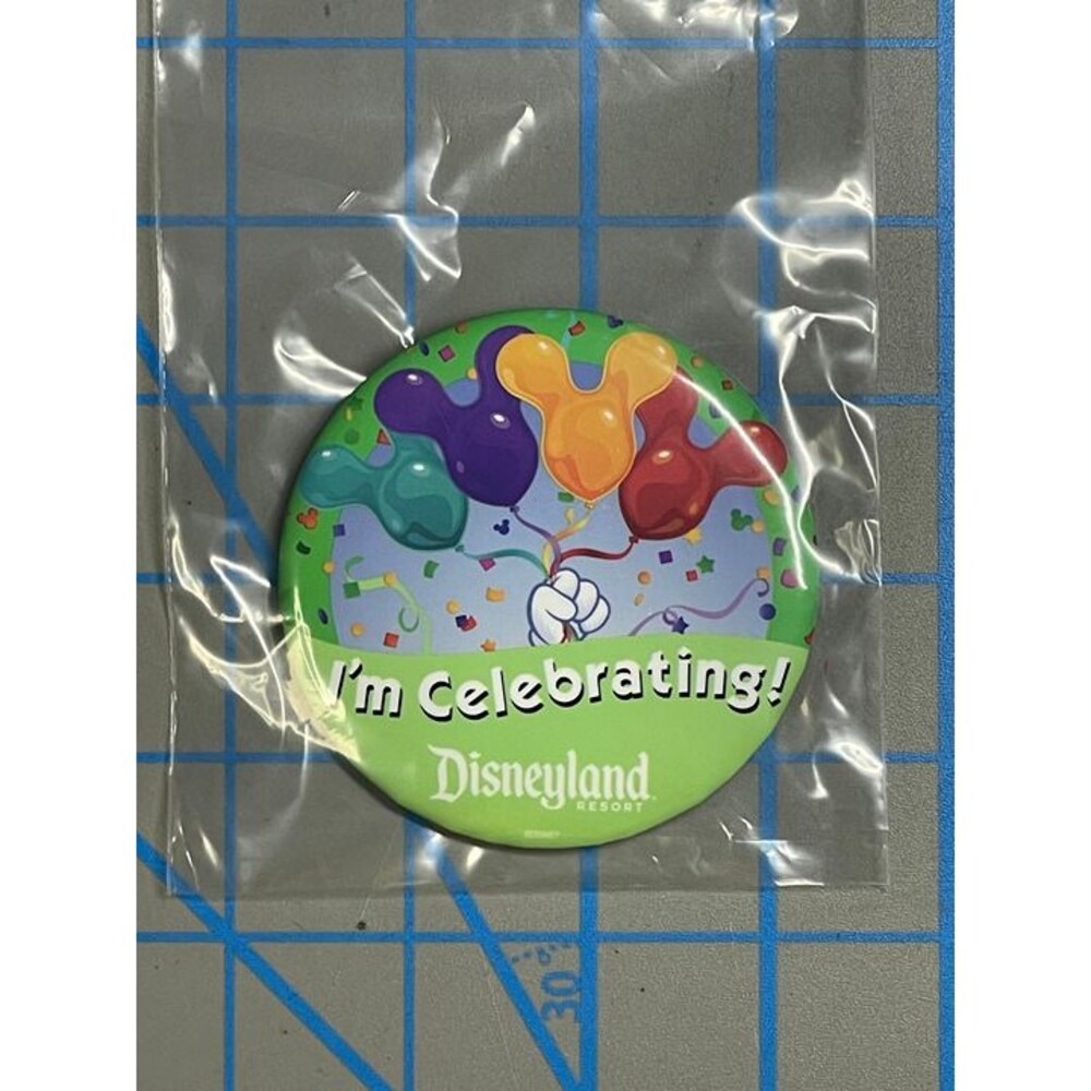 Disneyland Resort I'm Celebrating! Collectible Button Pin 0001